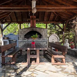 Village Vilă